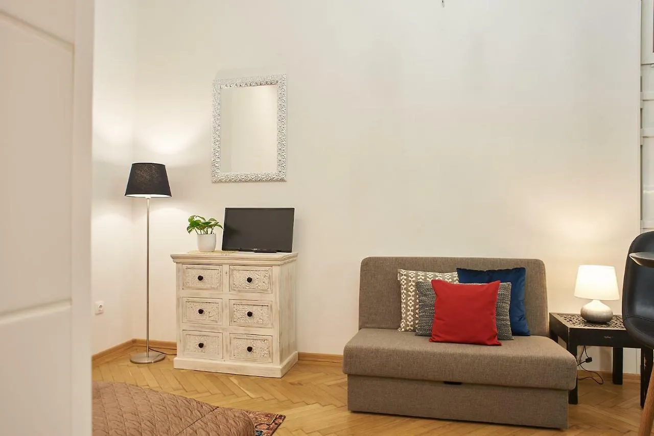 Claudia Apartments Budapest 0*,  Hungary