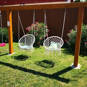 Garden Daire